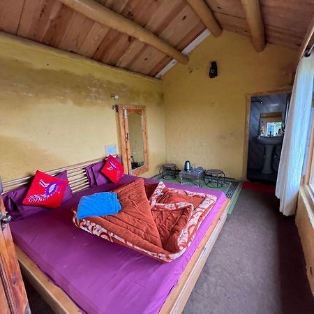 Apple Garden Cottages And Restaurant Dhanaulti Exteriör bild